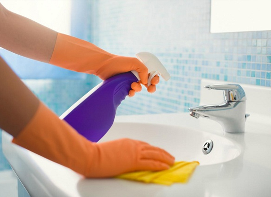 Các vết ố bẩn vòi rửa lavabo phải xử lý như thế nào nhanh nhất?